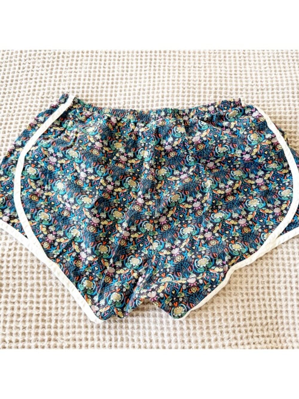 ANN MASHBURN TRACK SHORT Blue Floral Liberty Fabric M - Picture 2 of 6